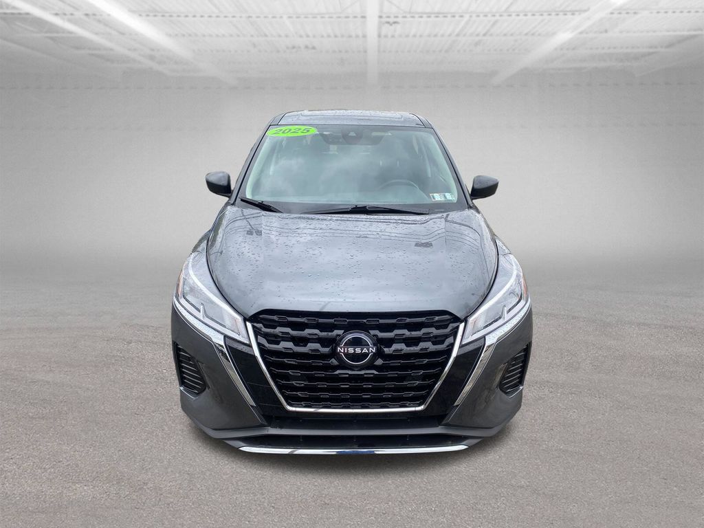 2025 Nissan Kicks Play S - 9