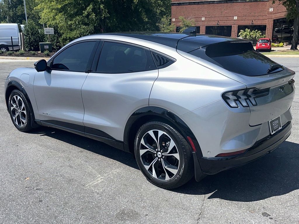 2021 Ford Mustang Mach-E Premium 6