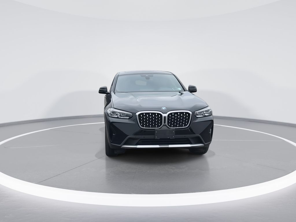 Thumbnail: 2023 BMW X4 - 3