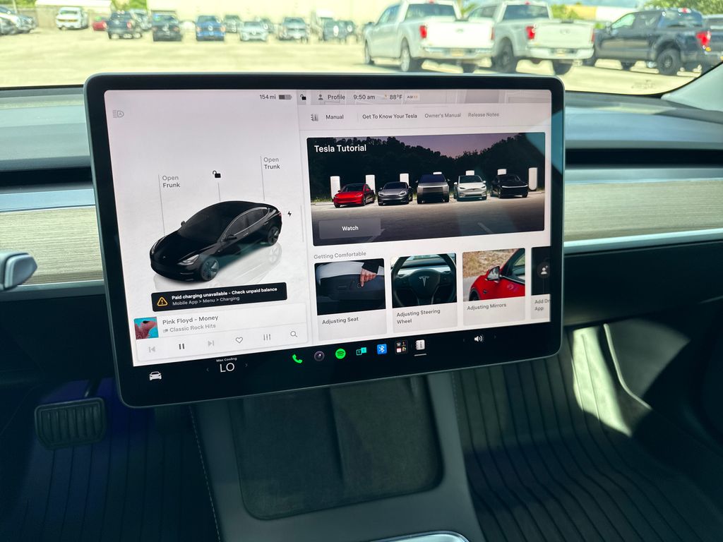 Used 2022  Tesla Long Range image 17