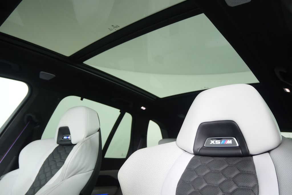 Thumbnail: 2022 BMW X5 - 13