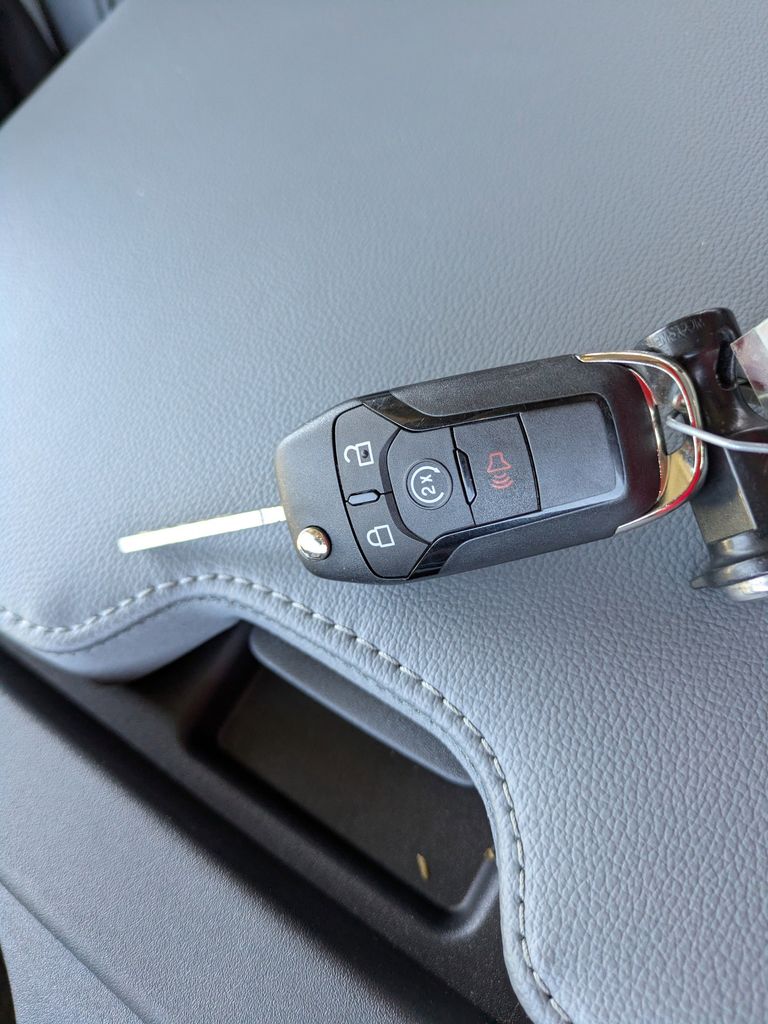 2025 Ford F-350 Chassis XL