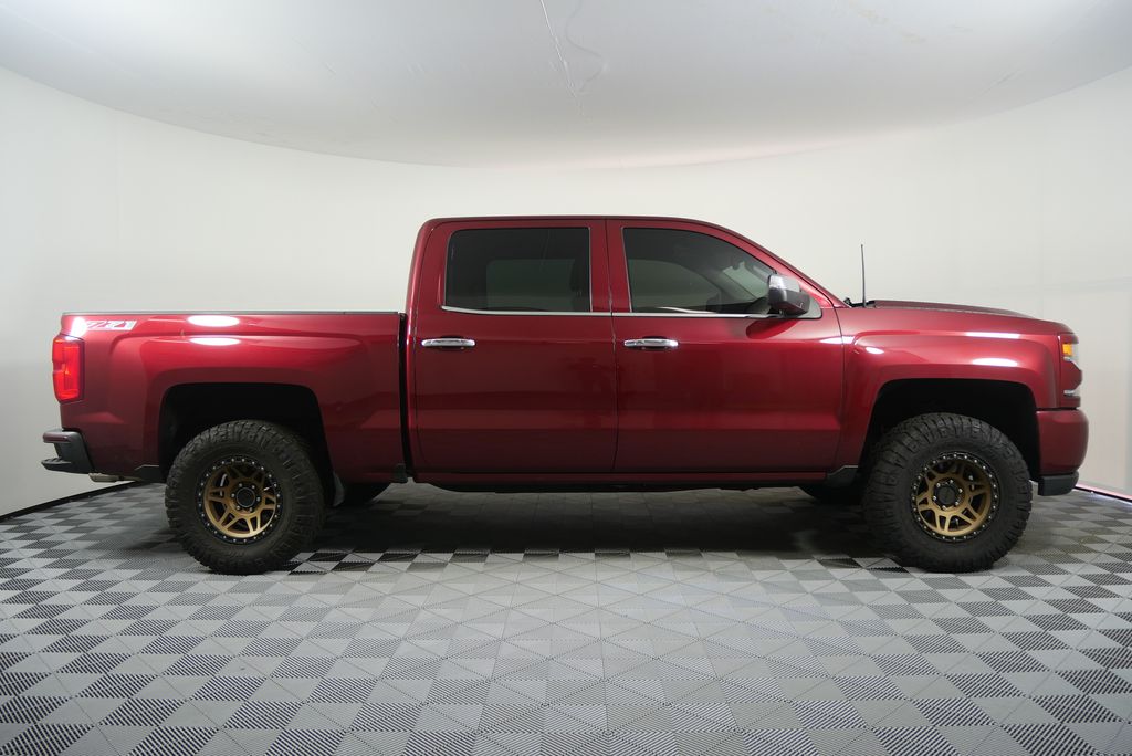 2017 Chevrolet Silverado 1500 LTZ 2