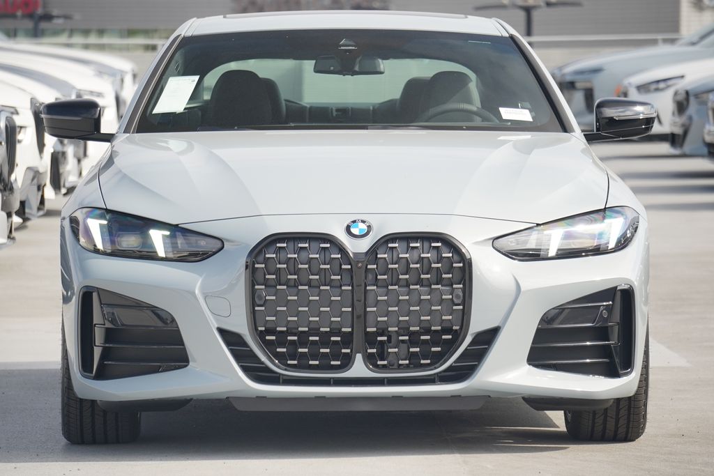 Thumbnail: 2025 BMW 4 Series - 2