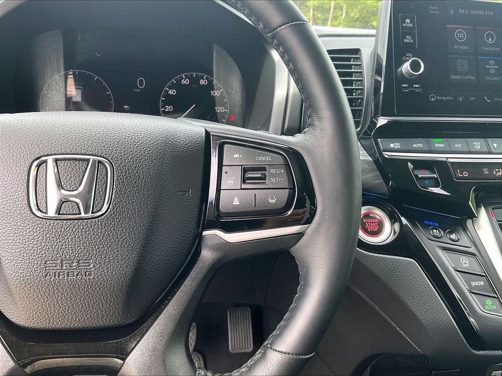 2025 Honda Odyssey — photo 25