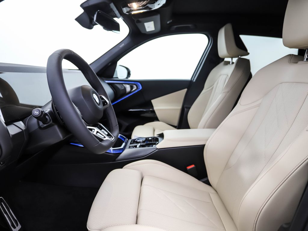 Thumbnail: 2026 BMW X3 - 11