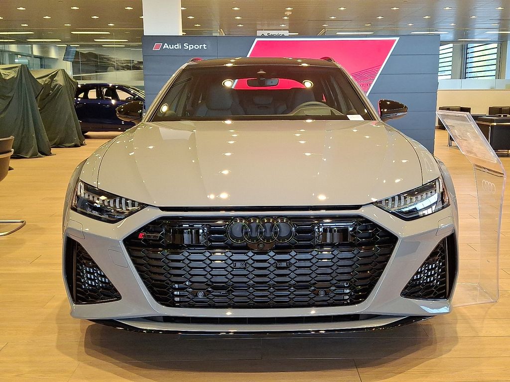 Thumbnail: 2025 Audi RS 6 - 2