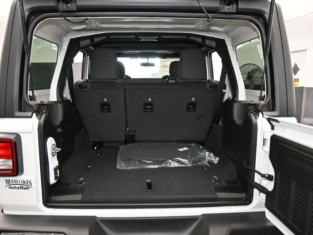 New 2026 Bright White Clearcoat Jeep Sport image 31