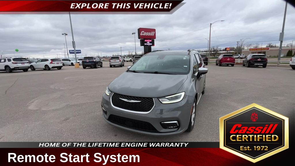 2023 Chrysler Pacifica Limited FWD