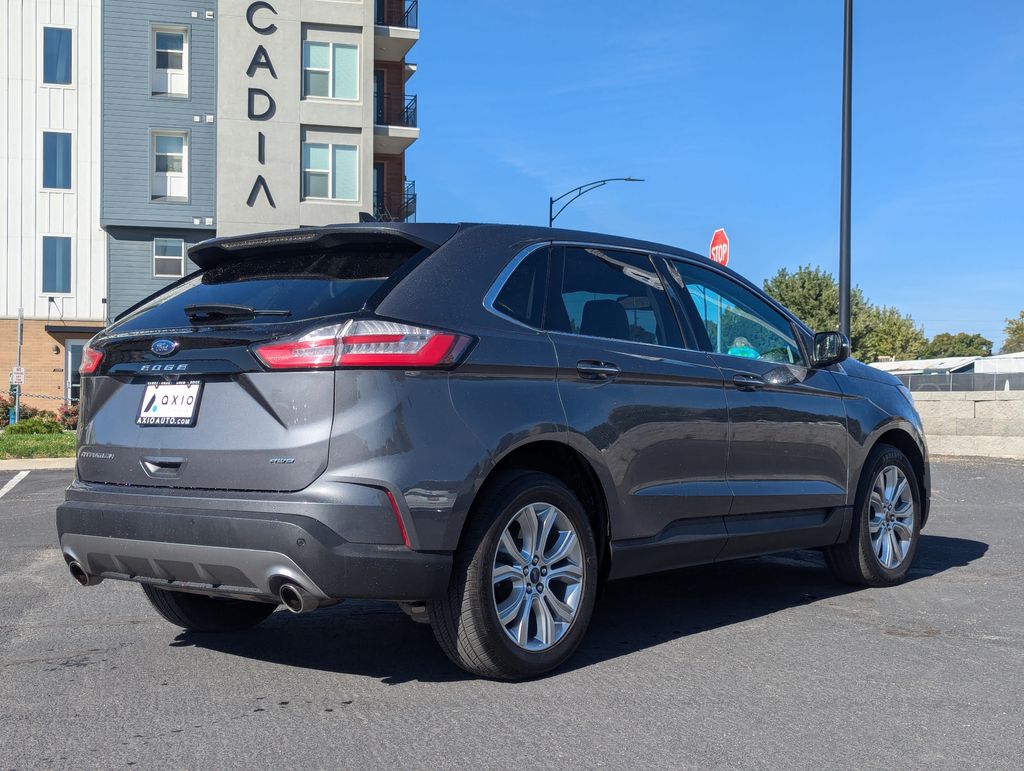 2021 Ford Edge Titanium 7