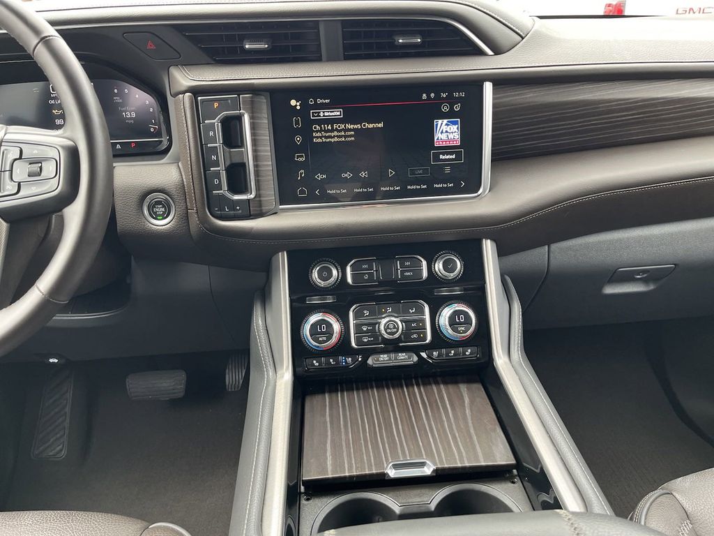 2023 GMC Yukon Denali 16