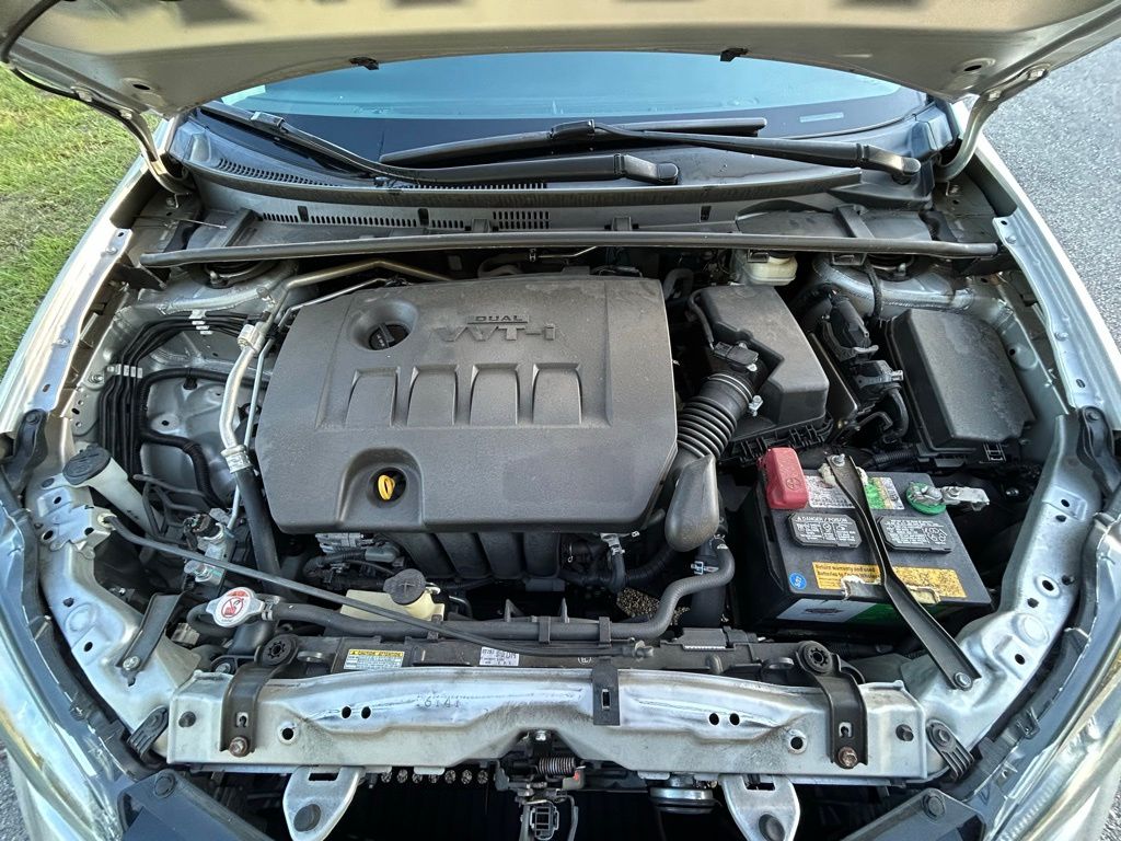 2018 Toyota Corolla LE 11