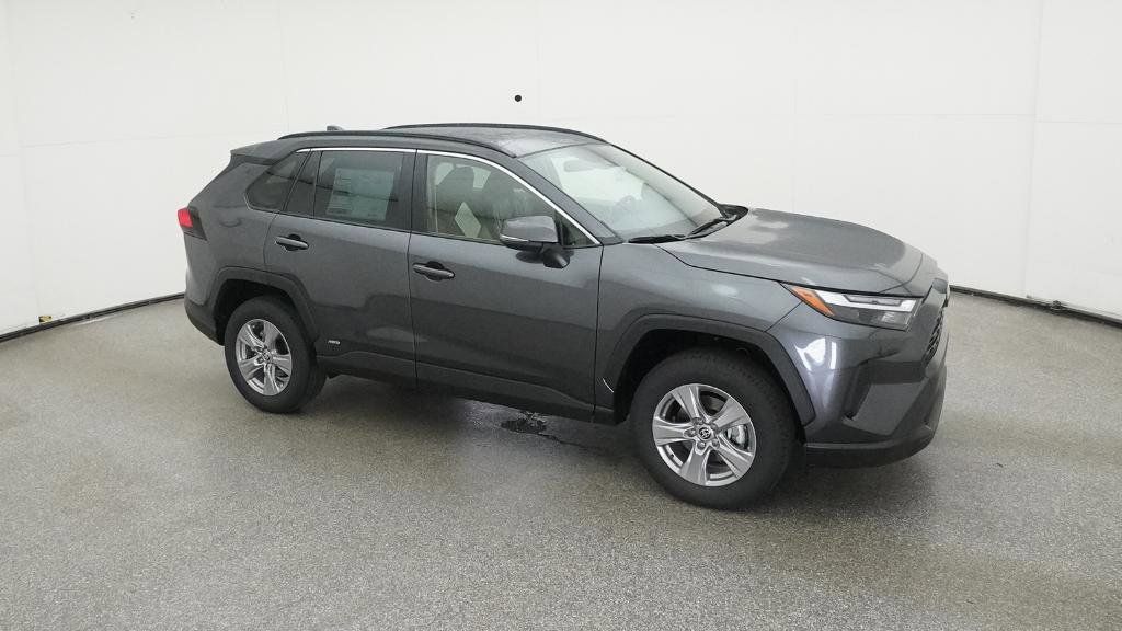 Thumbnail: 2025 Toyota RAV4 - 32