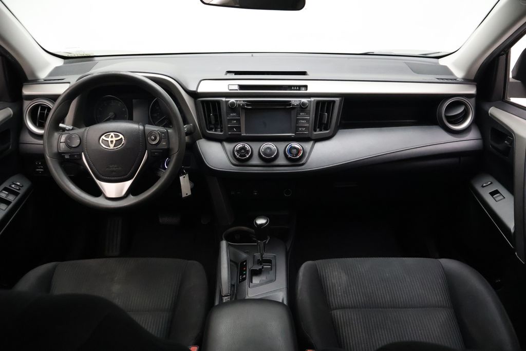 Thumbnail: 2018 Toyota RAV4 - 24