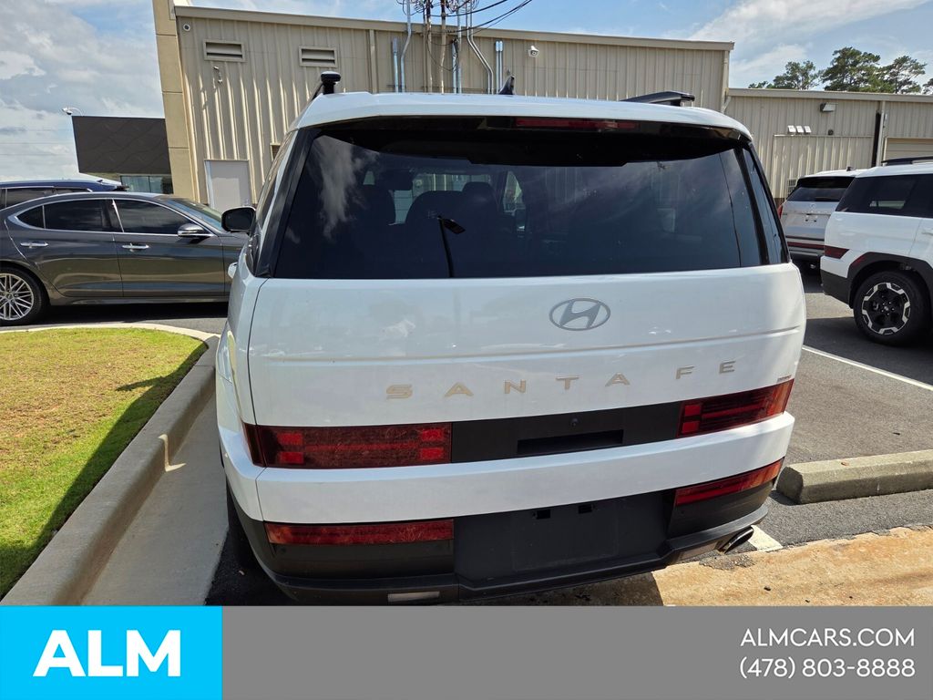 Used 2024 White Hyundai SEL image 10