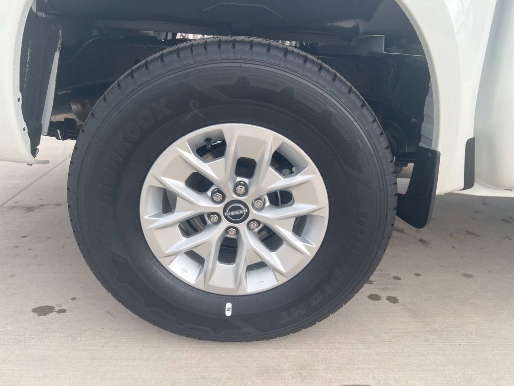 2025 Glacier White Nissan Frontier S 4X4 Truck