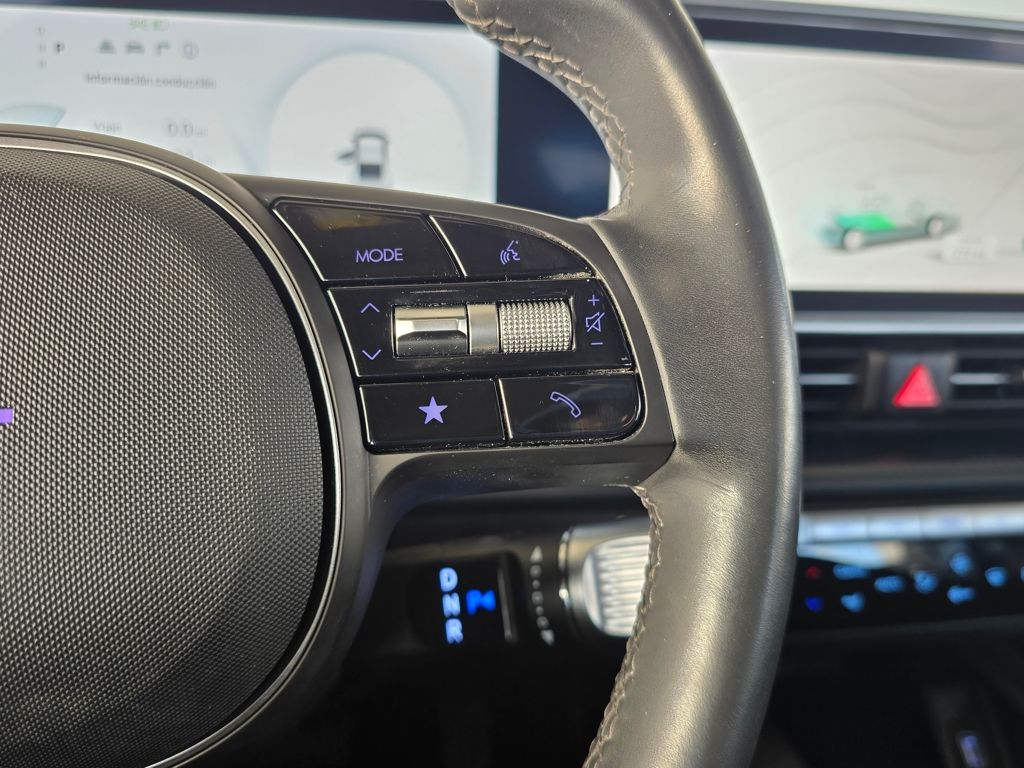 Thumbnail: 2023 Hyundai Ioniq 6 - 30