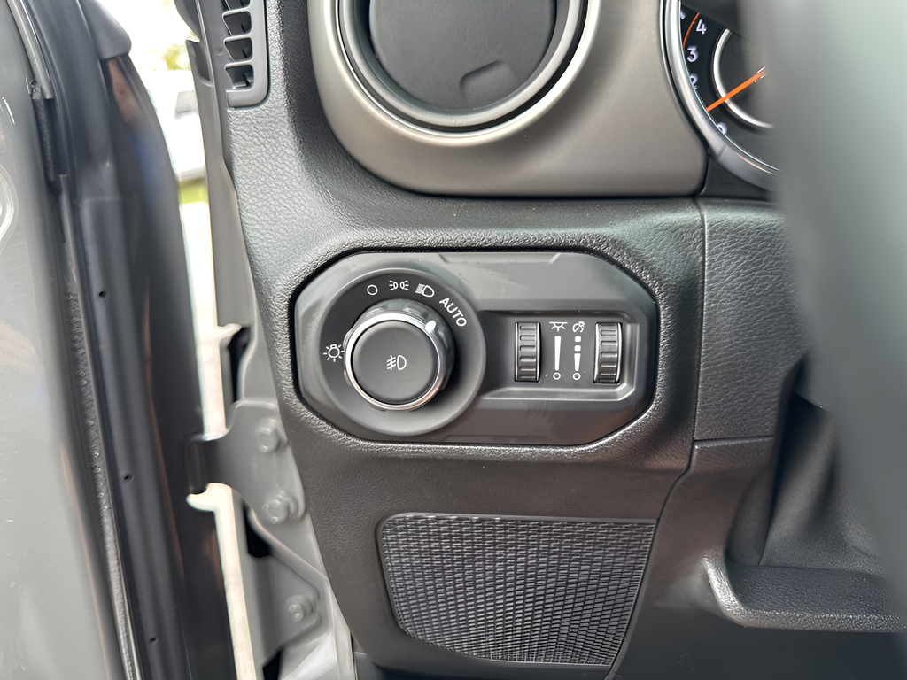 Used Car 2021 Jeep Wrangler  Unlimited Willys For Sale Under $30,000 In Austin, Texas