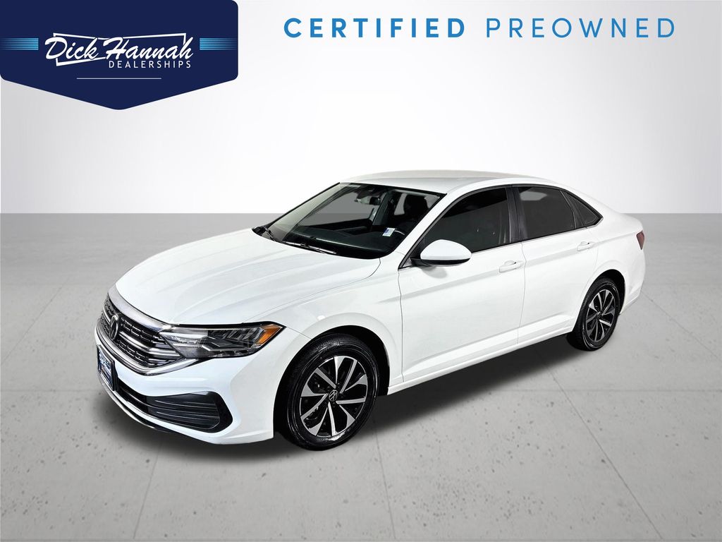 Pure White 2024 Volkswagen Jetta Sedan Front-Wheel Drive 8-Speed Automatic
