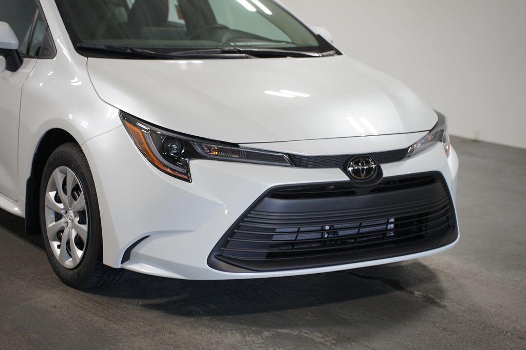 Thumbnail: 2025 Toyota Corolla - 4