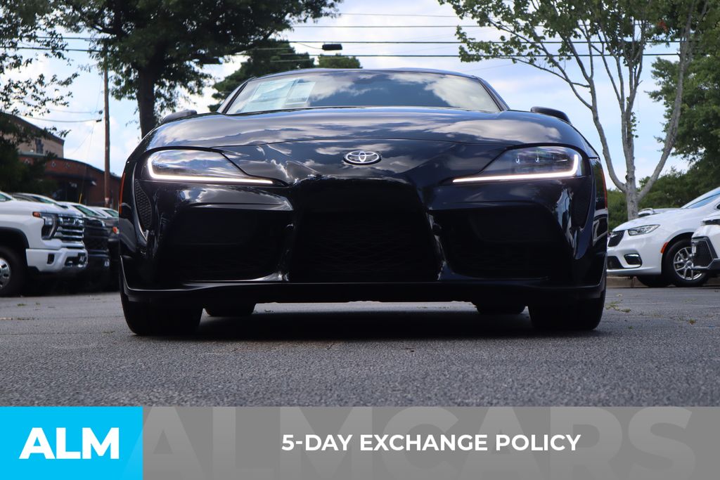 2025 Toyota Supra 3.0 Premium photo 3