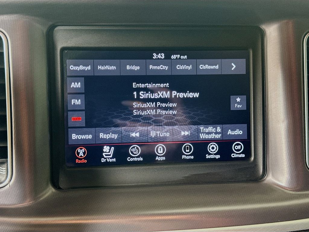 Thumbnail: 2020 Dodge Charger - 14