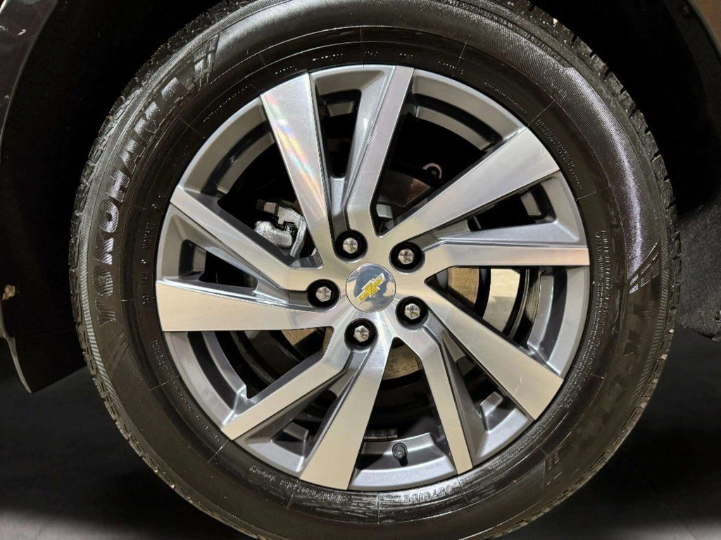 Used 2022 Mosaic Black Metallic Chevrolet Premier image 31