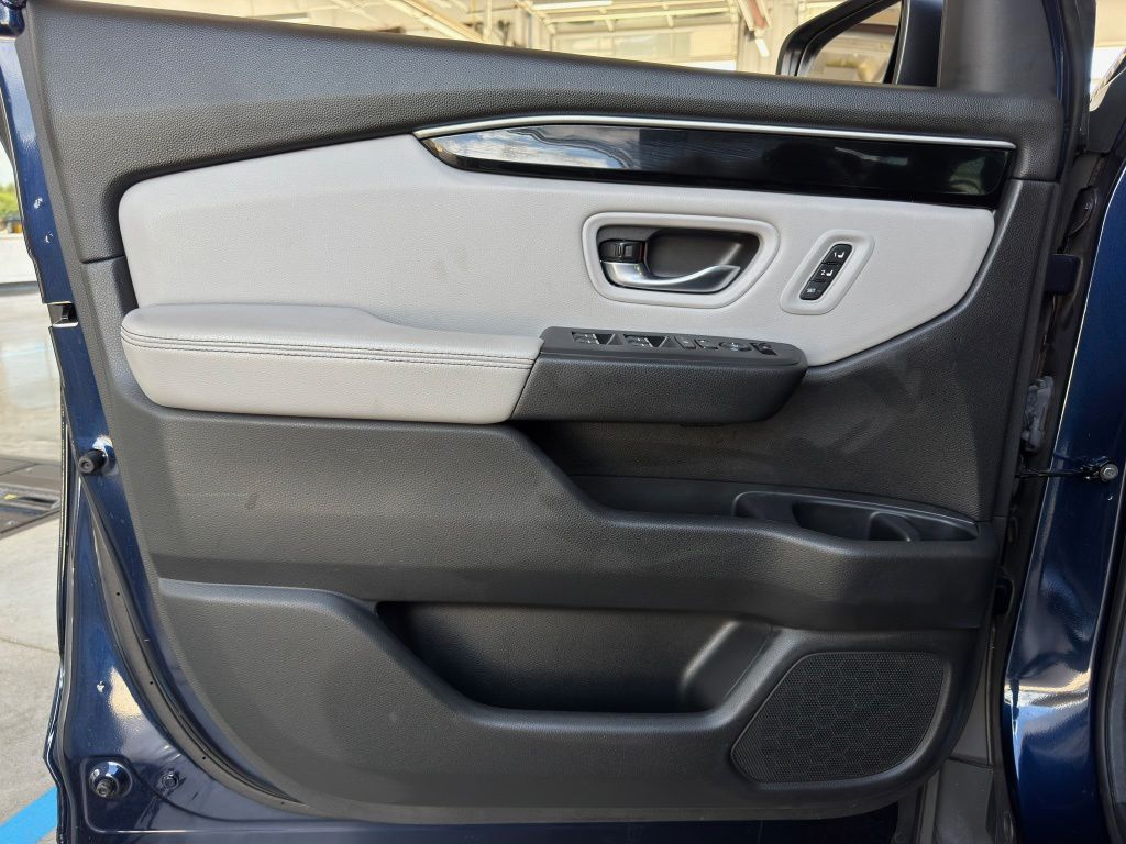 2024 Honda Pilot Touring  at Community Honda