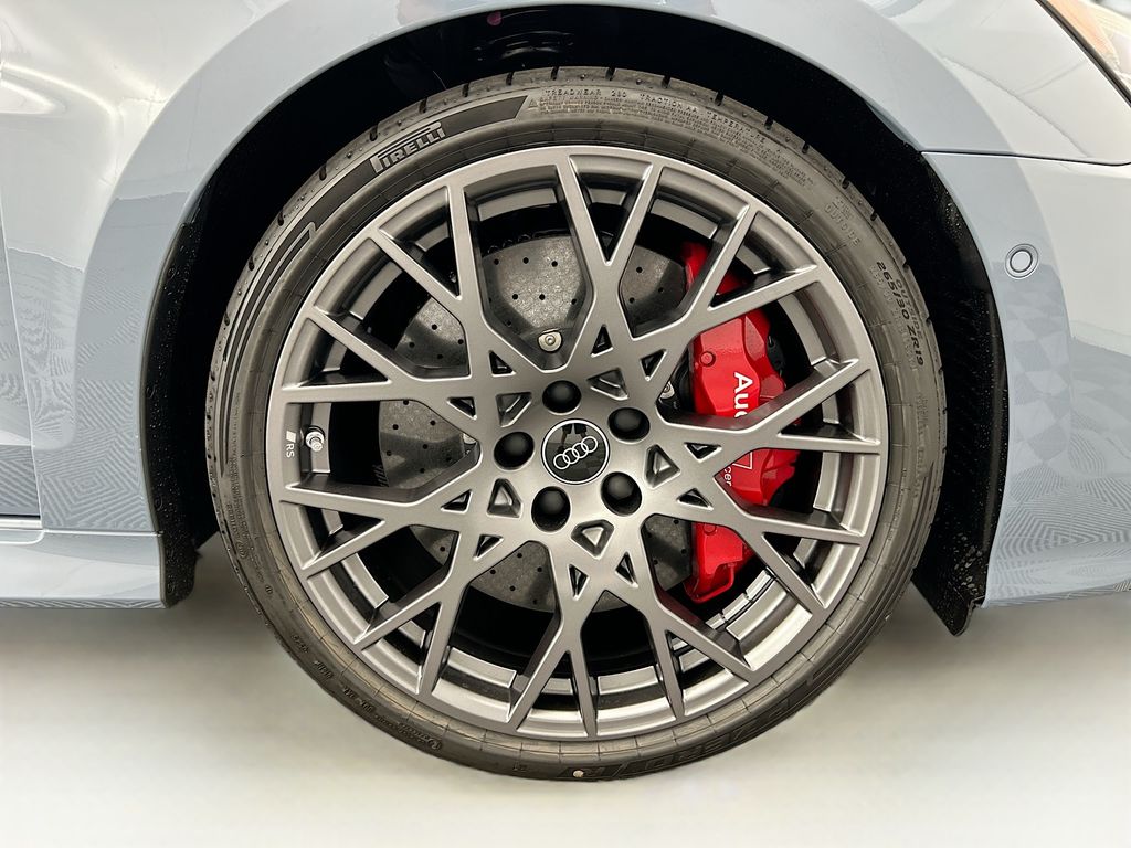 Thumbnail: 2025 Audi RS 3 - 30