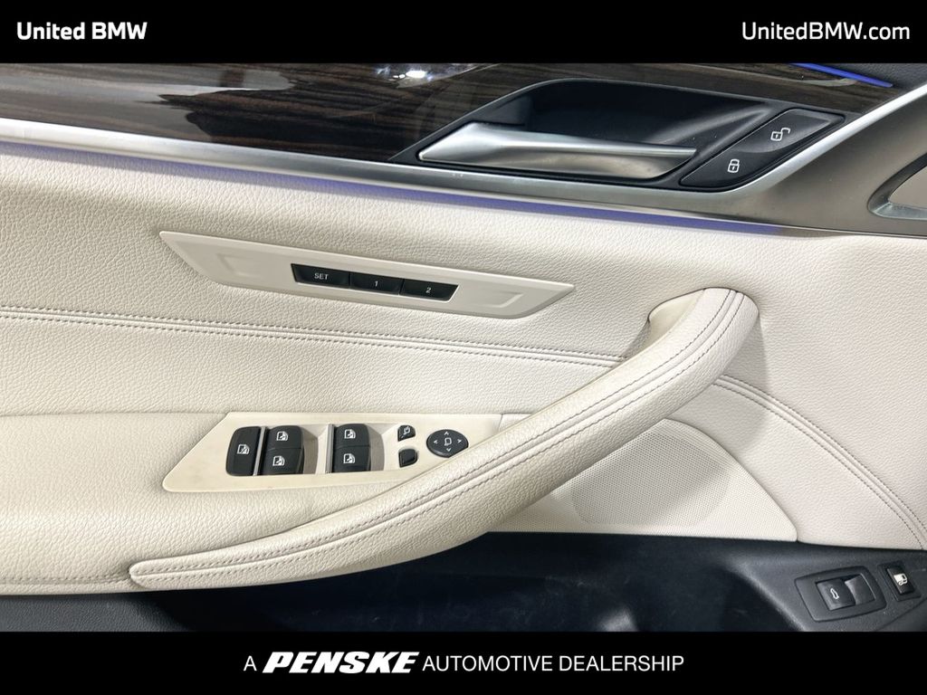 Thumbnail: 2019 BMW 5 Series - 11