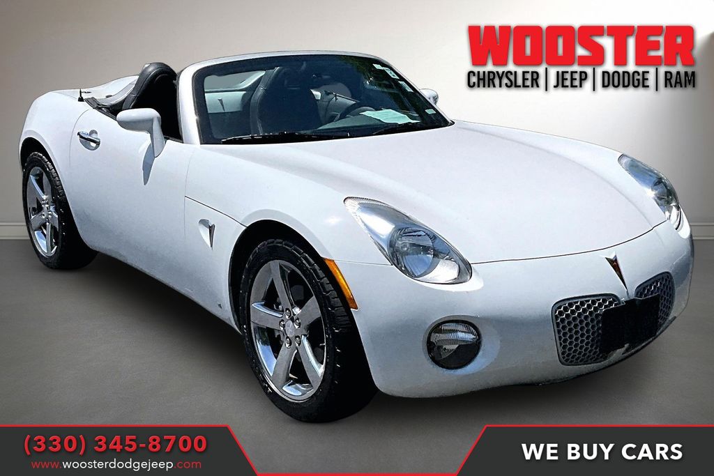 Pure (Summit White) 2006 Pontiac Solstice Roadster Convertible Rear-Wheel Drive 5-Speed Manual