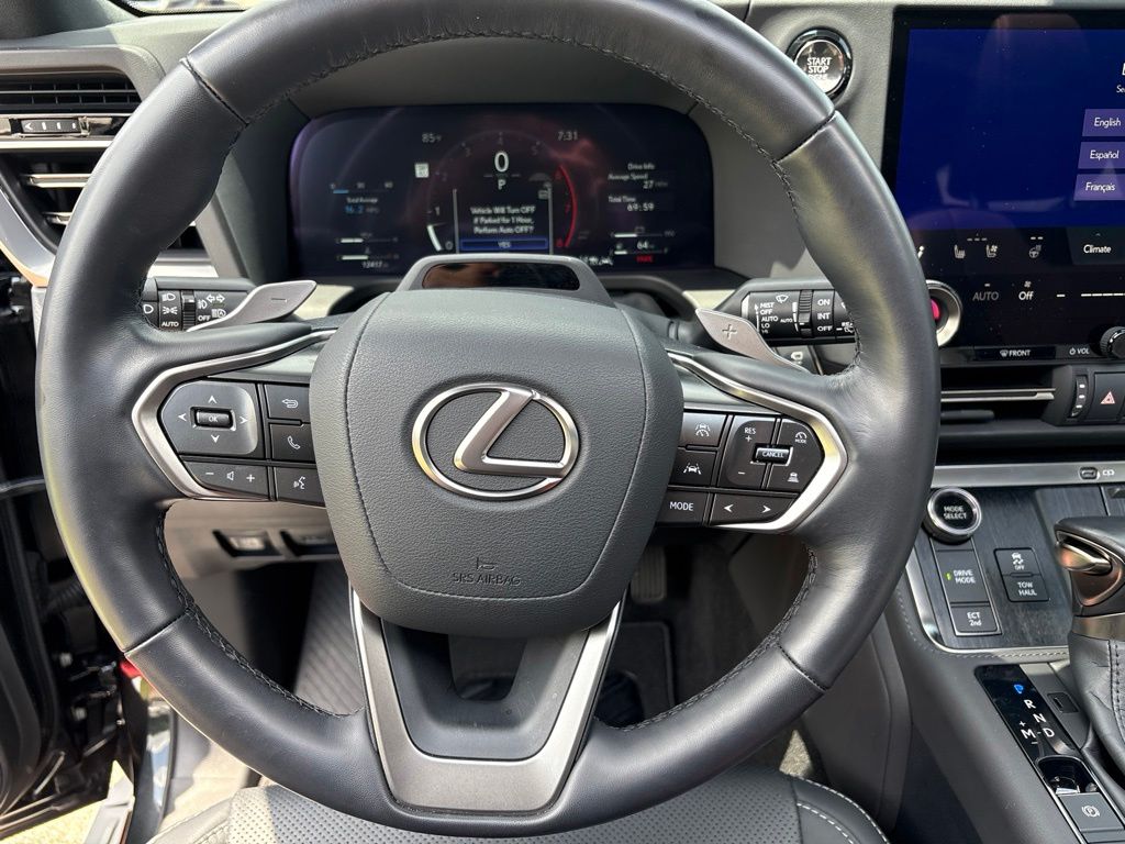 Thumbnail: 2024 Lexus GX - 14