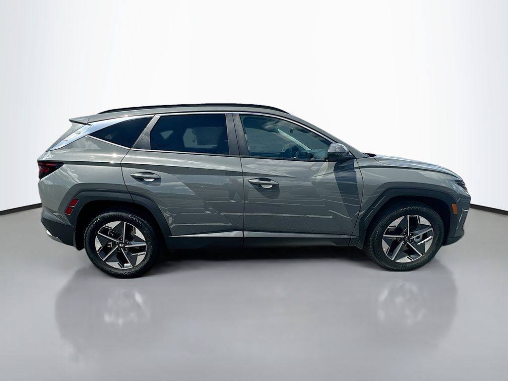 Thumbnail: 2025 Hyundai Tucson - 4