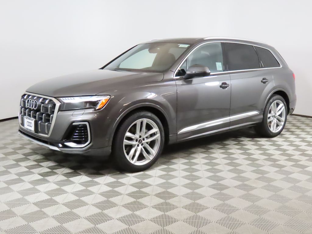 Thumbnail: 2025 Audi Q7 - 1