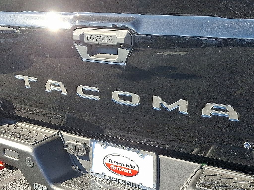 Thumbnail: 2025 Toyota Tacoma - 5