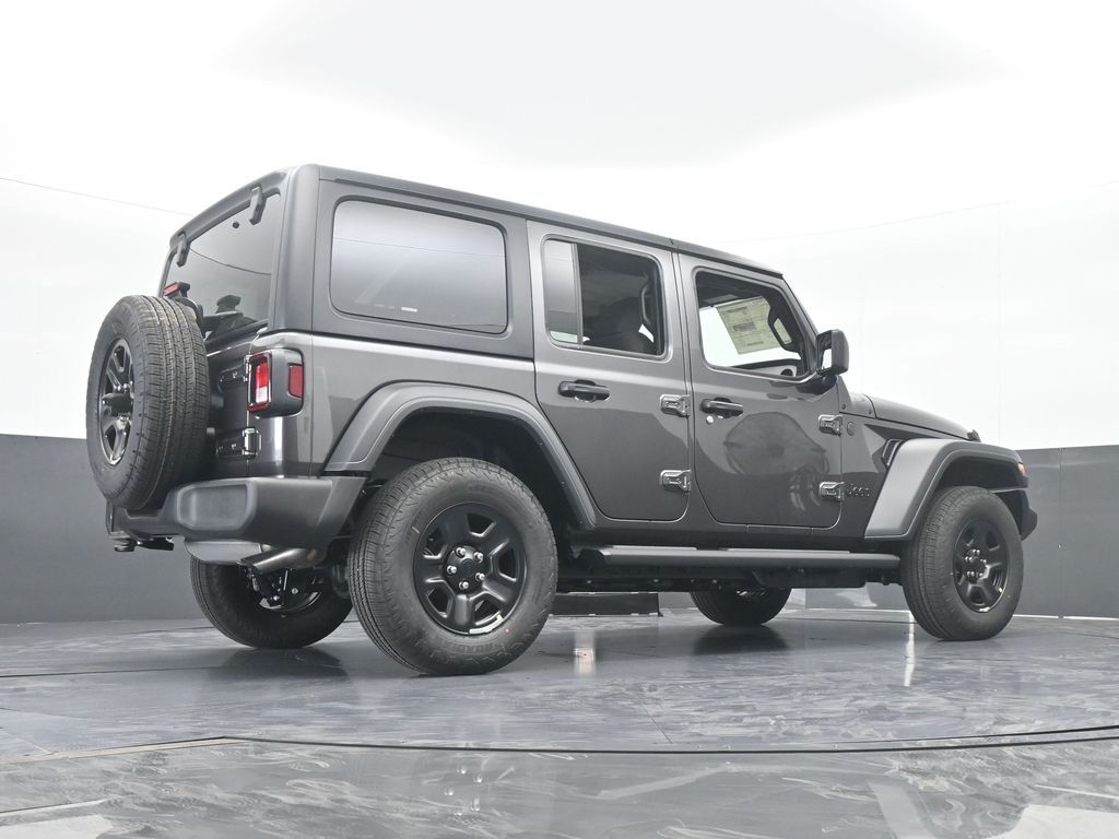 New 2026 Granite Crystal Metallic Clearcoat Jeep Sport image 51