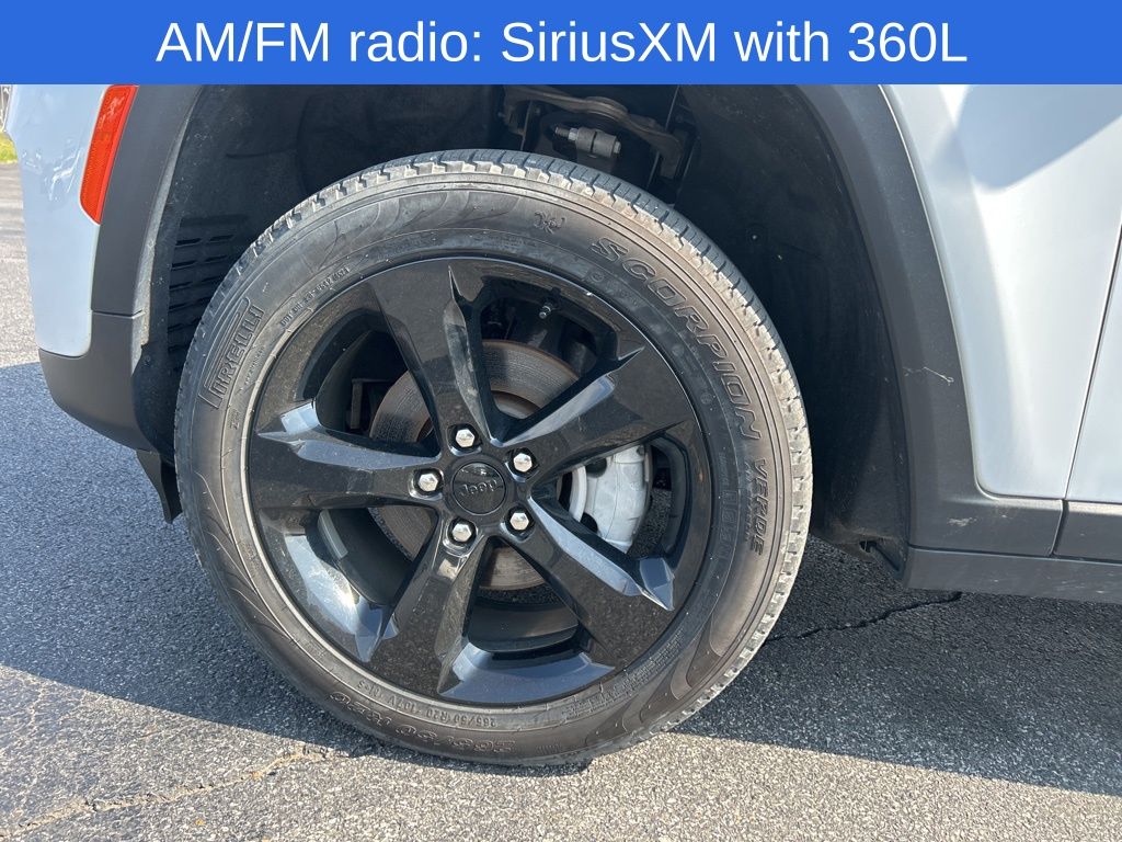 View vehicle photo 6