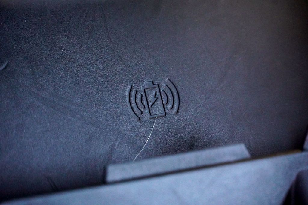 Used Car 2022 Jeep Wagoneer  Series I For Sale Under $40,000 In Taylor, Texas