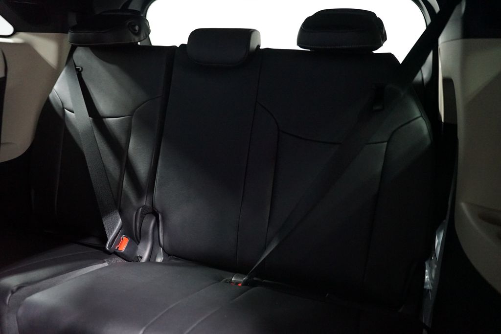 Thumbnail: 2025 Toyota Sienna - 15