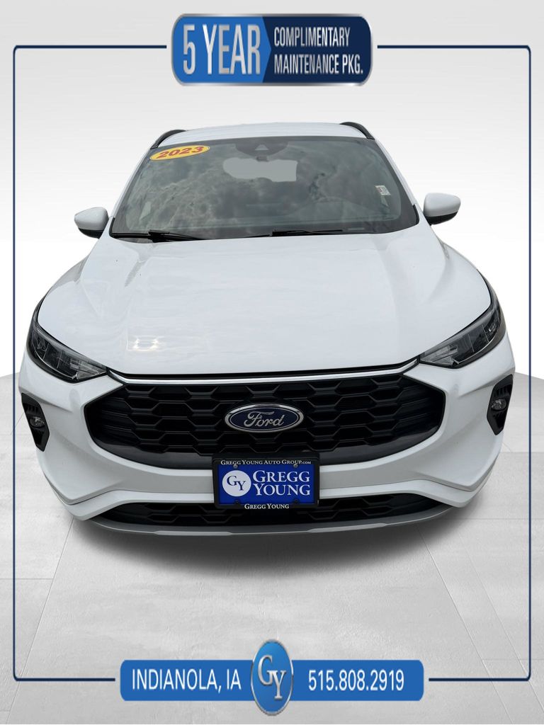 Oxford White 2023 Ford Escape Hybrid SUV / Crossover All-Wheel Drive Continuously Variable Transmission
