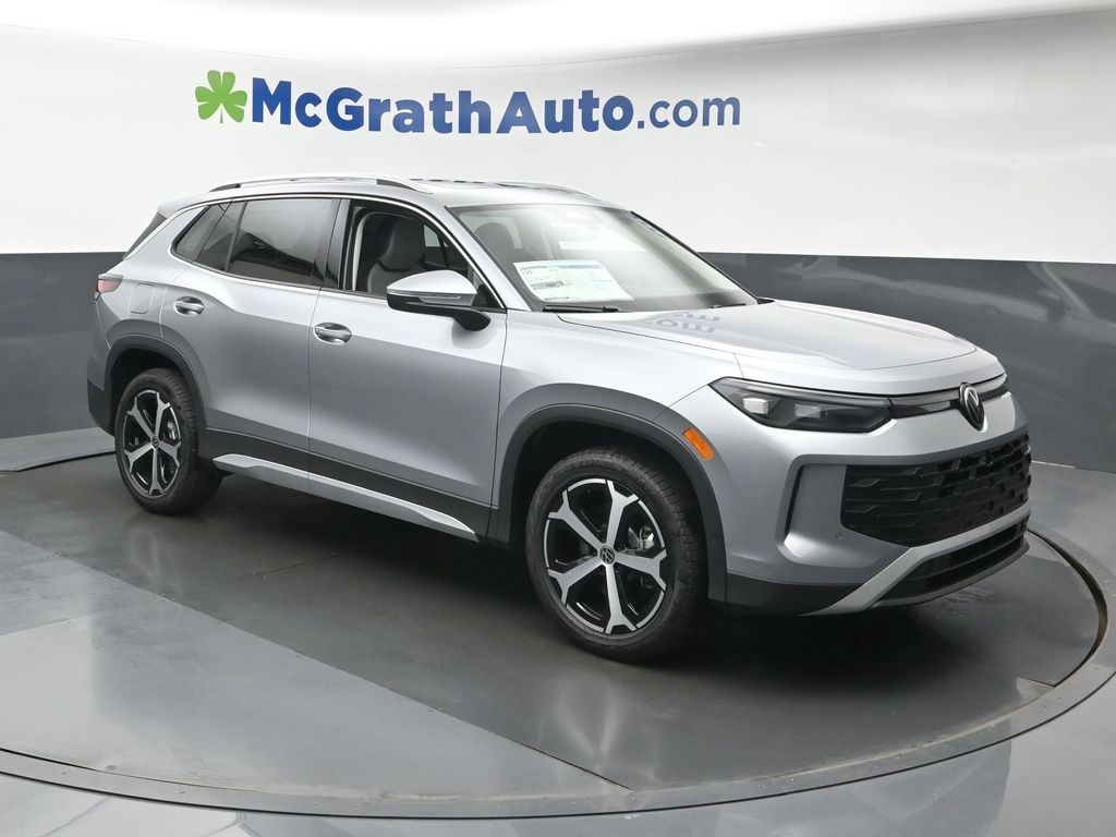 2025 Volkswagen Tiguan SE's photo