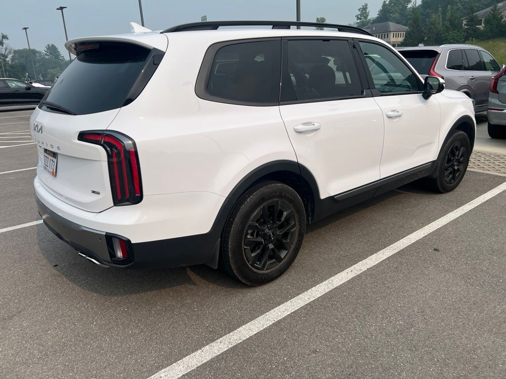 Used 2023 White Kia SX-Prestige X-Pro image 13