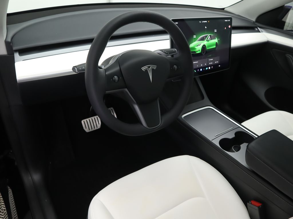 Thumbnail: 2023 Tesla Model Y - 9