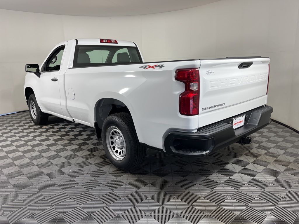 Thumbnail: 2026 Chevrolet Silverado 1500 - 3