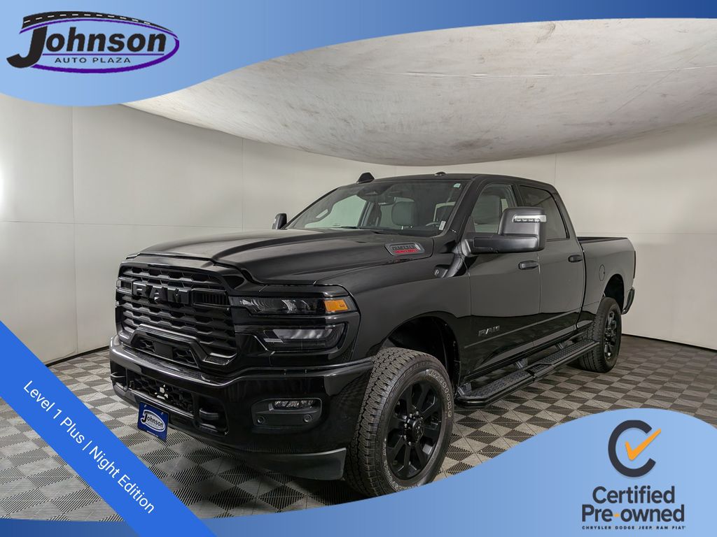 Diamond Black Crystal Pearlcoat 2025 RAM 2500 Pickup Truck Four-Wheel Drive 8-Speed Automatic