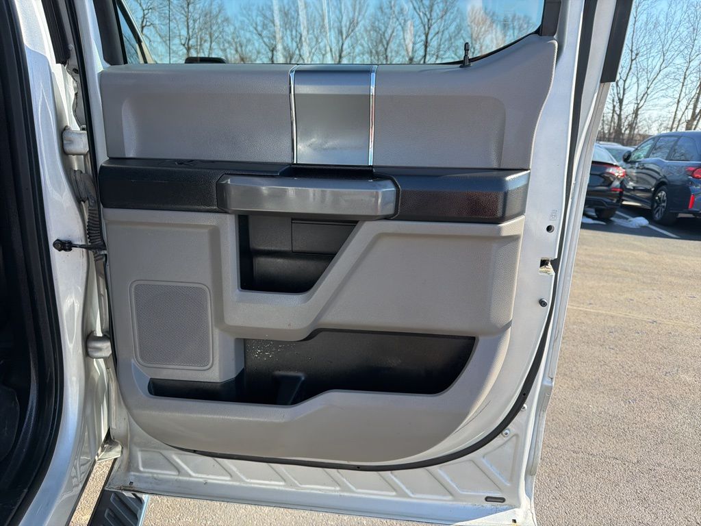 Thumbnail: 2017 Ford F-150 - 23