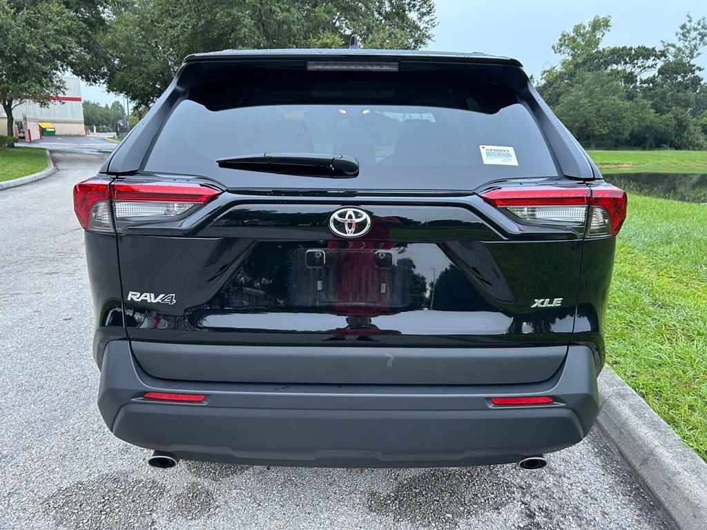 Thumbnail: 2024 Toyota RAV4 - 4