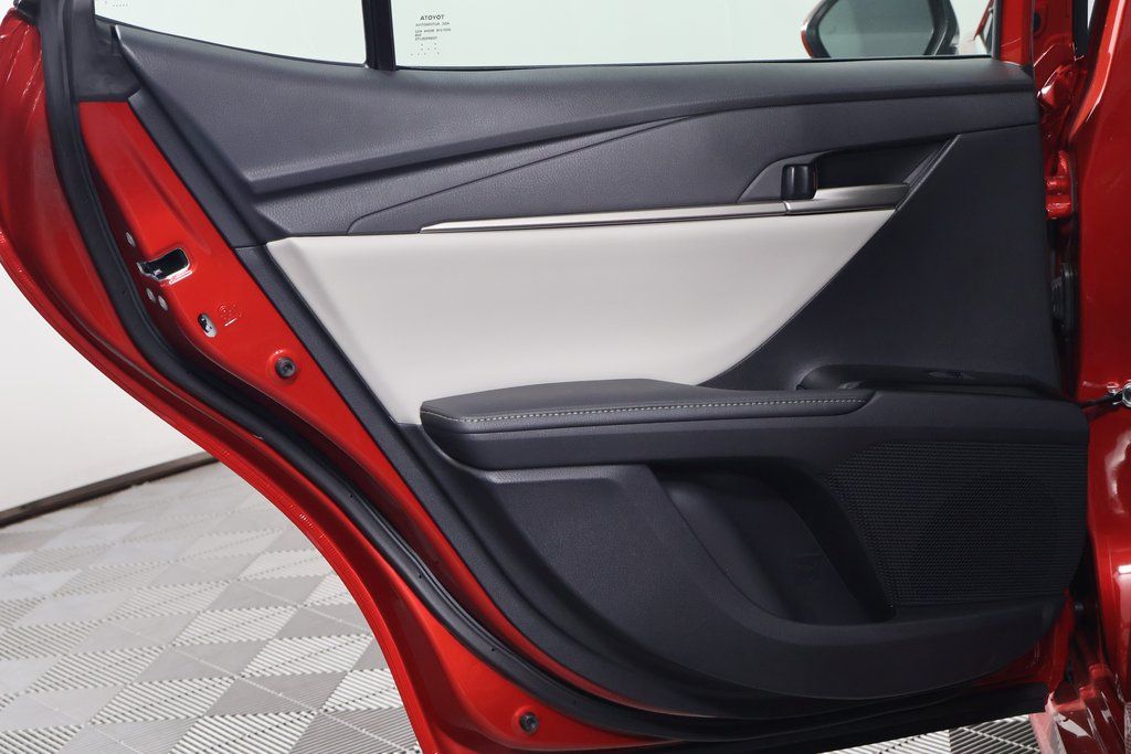 Thumbnail: 2025 Toyota Camry - 13