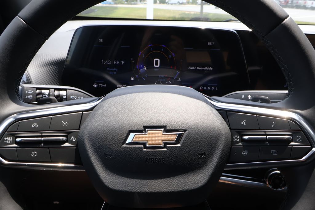 Thumbnail: 2027 Chevrolet Equinox - 21