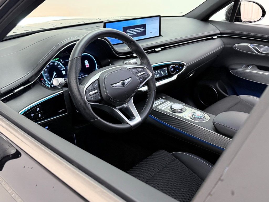 Thumbnail: 2024 Genesis GV70 - 29